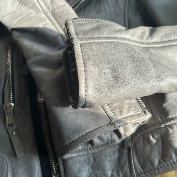 2008 BALENCIAGA LEATHER MOTO JACKET in Light Grey, size 38 - Picture 9 of 16
